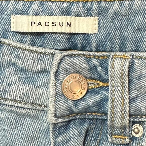 2/$30 PacSun Mom Jean Shorts Distressed Blue Denim Cuffed Light Wash Size 23 - Picture 8 of 11